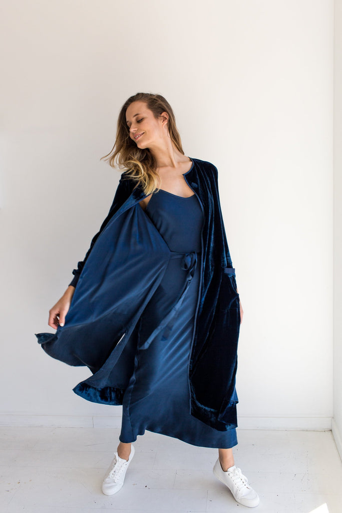 Essential Long Slip